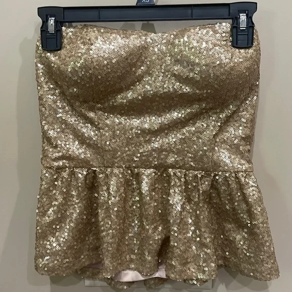 Strapless Gold Sparkle Peplum Top - Picture 4 of 13